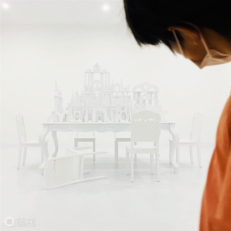 展览现场|黎薇个展:童话 博文精选 当代唐人艺术中心 黎薇 童话 个展 现场 Lí Tale 当代唐人艺术中心 北京 空间 艺术家 崇真艺客